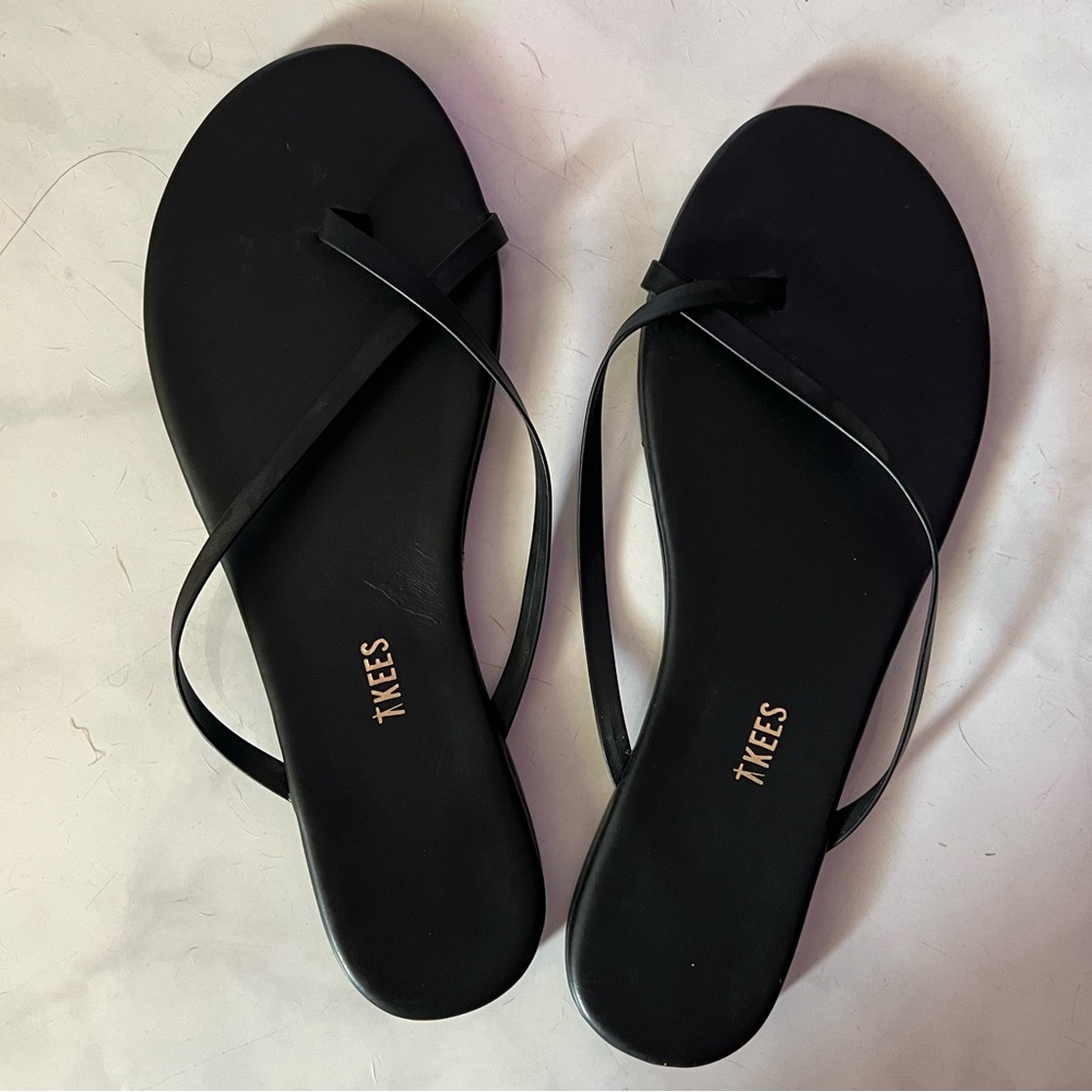 Brand New, Never Worn Black Tkees